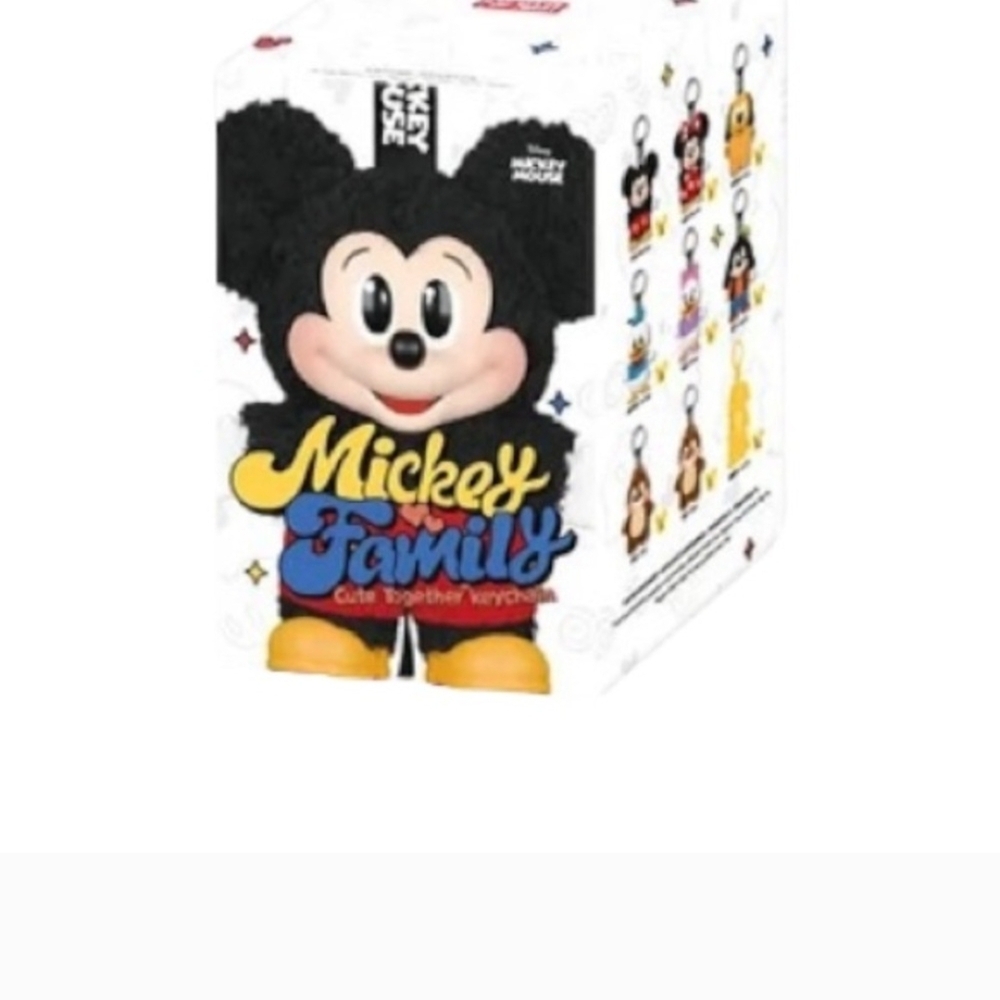 Mickey Family Vinyl Figure - Black and Yellow
